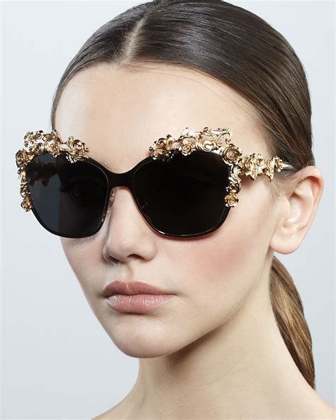 discount dolce gabbana sun glasses.